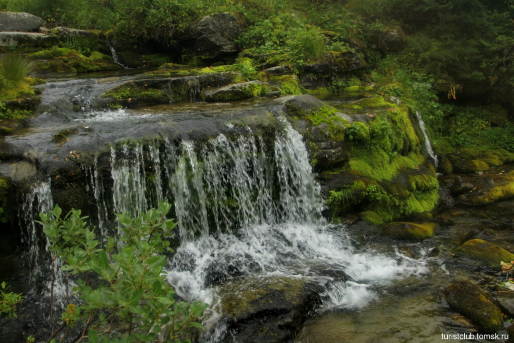 Водопад на Северном Урале